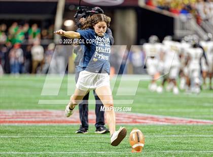 Thumbnail 3 in Buford vs. Carrollton (GHSA 6A Championship) photogallery.