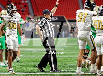 Thumbnail 3 in Buford vs. Carrollton (GHSA 6A Championship) photogallery.