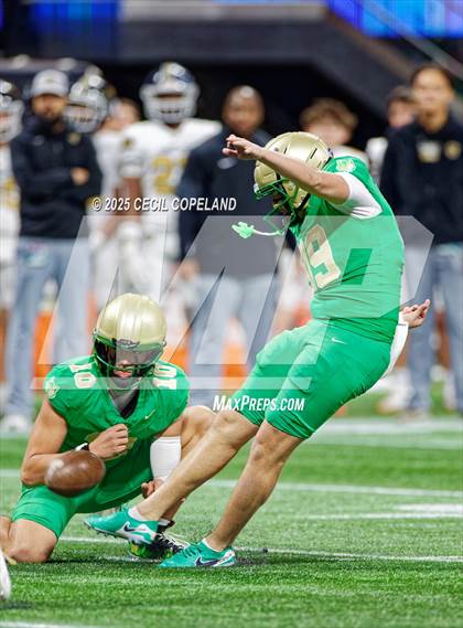 Thumbnail 1 in Buford vs. Carrollton (GHSA 6A Championship) photogallery.
