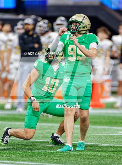 Thumbnail 3 in Buford vs. Carrollton (GHSA 6A Championship) photogallery.