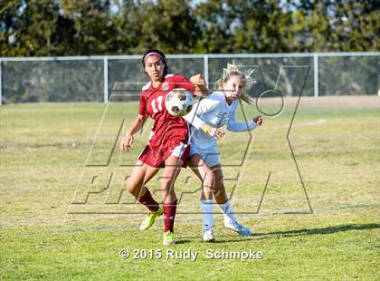 Thumbnail 3 in Parker vs. Mission Hills photogallery.