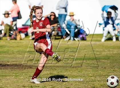 Thumbnail 3 in Parker vs. Mission Hills photogallery.
