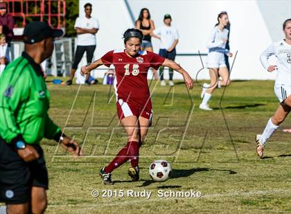 Thumbnail 3 in Parker vs. Mission Hills photogallery.
