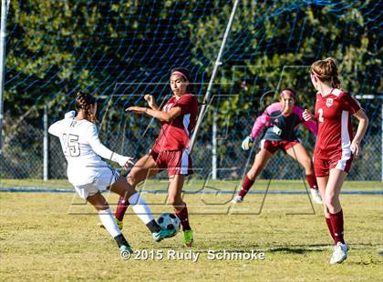 Thumbnail 2 in Parker vs. Mission Hills photogallery.