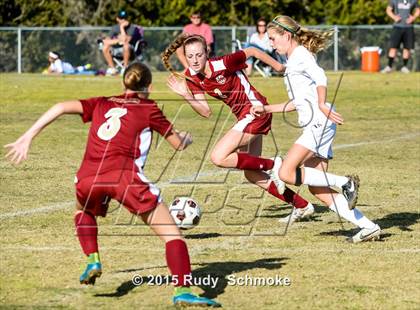 Thumbnail 1 in Parker vs. Mission Hills photogallery.