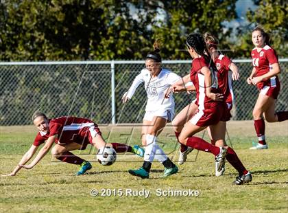 Thumbnail 2 in Parker vs. Mission Hills photogallery.