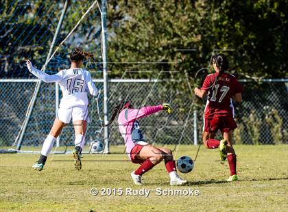 Thumbnail 3 in Parker vs. Mission Hills photogallery.