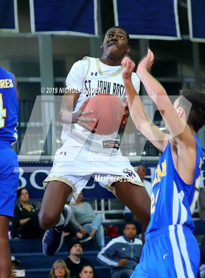Thumbnail 3 in St. John Bosco vs. La Mirada (St. John Bosco-Gahr Classic) photogallery.
