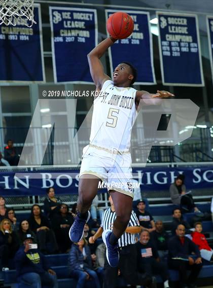 Thumbnail 3 in St. John Bosco vs. La Mirada (St. John Bosco-Gahr Classic) photogallery.