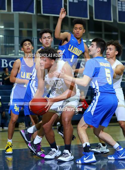 Thumbnail 3 in St. John Bosco vs. La Mirada (St. John Bosco-Gahr Classic) photogallery.