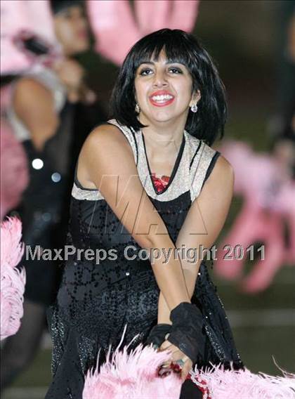Thumbnail 1 in Chatsworth vs. Fairfax (CIF LA City Section D2 Final) photogallery.
