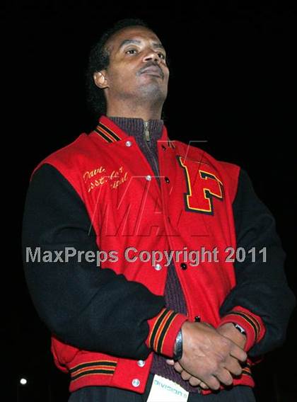 Thumbnail 1 in Chatsworth vs. Fairfax (CIF LA City Section D2 Final) photogallery.