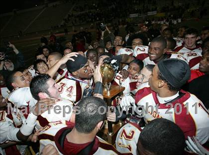 Thumbnail 3 in Chatsworth vs. Fairfax (CIF LA City Section D2 Final) photogallery.
