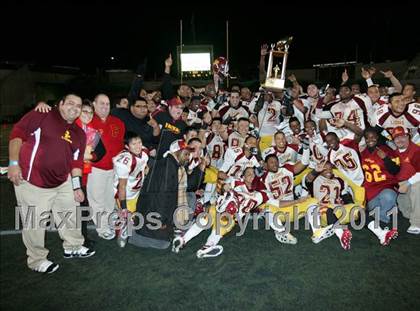 Thumbnail 3 in Chatsworth vs. Fairfax (CIF LA City Section D2 Final) photogallery.
