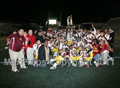 Thumbnail 2 in Chatsworth vs. Fairfax (CIF LA City Section D2 Final) photogallery.