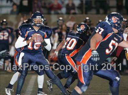 Thumbnail 2 in Chatsworth vs. Fairfax (CIF LA City Section D2 Final) photogallery.