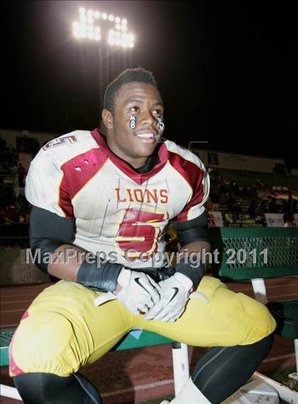 Thumbnail 1 in Chatsworth vs. Fairfax (CIF LA City Section D2 Final) photogallery.