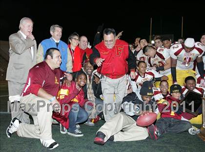 Thumbnail 2 in Chatsworth vs. Fairfax (CIF LA City Section D2 Final) photogallery.