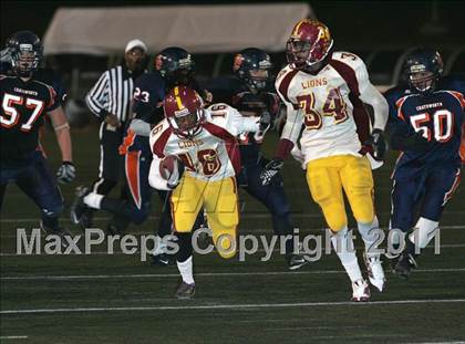 Thumbnail 1 in Chatsworth vs. Fairfax (CIF LA City Section D2 Final) photogallery.