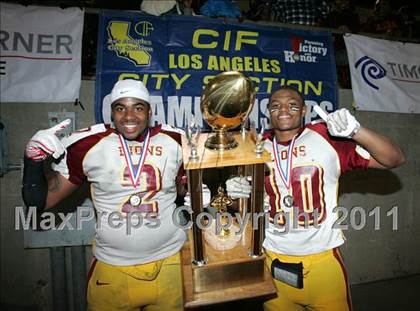 Thumbnail 3 in Chatsworth vs. Fairfax (CIF LA City Section D2 Final) photogallery.