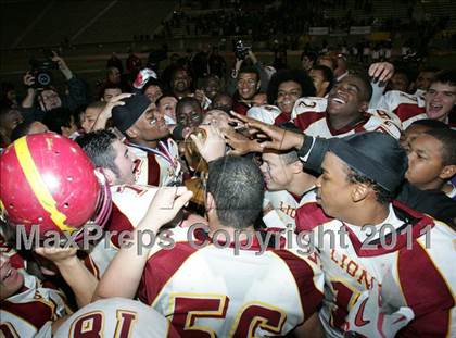 Thumbnail 2 in Chatsworth vs. Fairfax (CIF LA City Section D2 Final) photogallery.