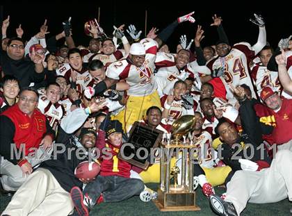 Thumbnail 3 in Chatsworth vs. Fairfax (CIF LA City Section D2 Final) photogallery.