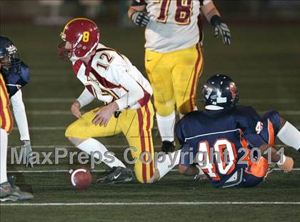 Thumbnail 1 in Chatsworth vs. Fairfax (CIF LA City Section D2 Final) photogallery.