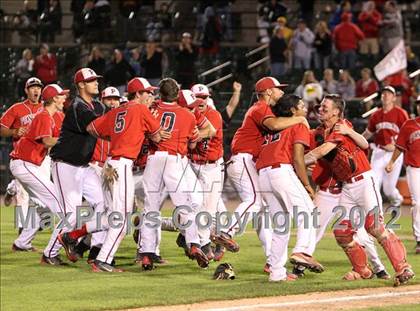 Thumbnail 2 in Penfield vs Webster Thomas (NYSPHSAA Section 5 Class A Final) photogallery.