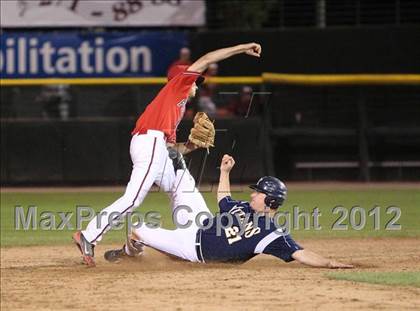 Thumbnail 1 in Penfield vs Webster Thomas (NYSPHSAA Section 5 Class A Final) photogallery.