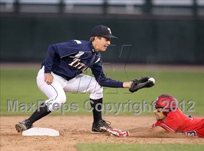 Thumbnail 1 in Penfield vs Webster Thomas (NYSPHSAA Section 5 Class A Final) photogallery.