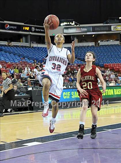 Thumbnail 1 in Calaveras vs Modesto Christian (CIF SJS D4 Final) photogallery.