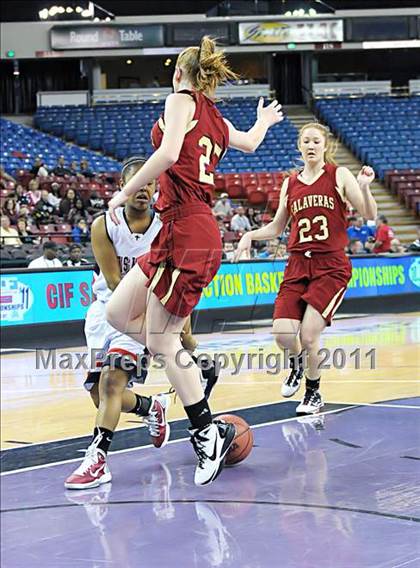 Thumbnail 3 in Calaveras vs Modesto Christian (CIF SJS D4 Final) photogallery.