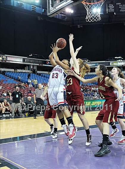 Thumbnail 2 in Calaveras vs Modesto Christian (CIF SJS D4 Final) photogallery.