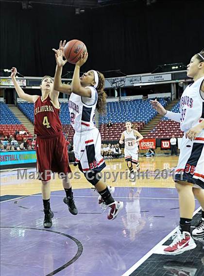 Thumbnail 3 in Calaveras vs Modesto Christian (CIF SJS D4 Final) photogallery.