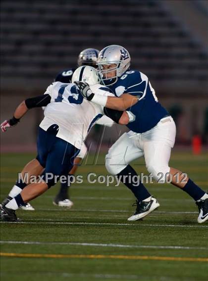 Thumbnail 3 in South East vs. Marshall (CIF LACS D2 Final) photogallery.