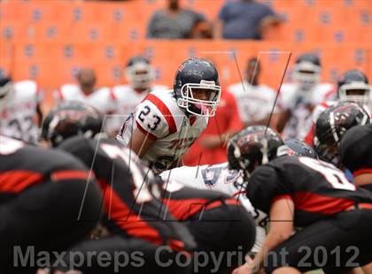 Thumbnail 1 in Tully vs. Institute of Tech (Kickoff Classic) photogallery.