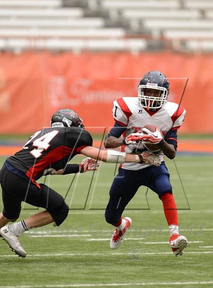 Thumbnail 1 in Tully vs. Institute of Tech (Kickoff Classic) photogallery.