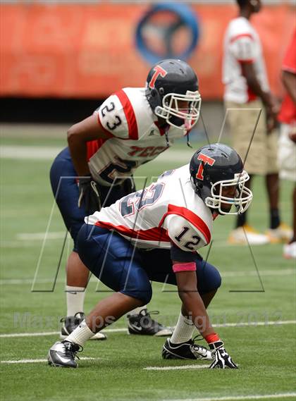 Thumbnail 3 in Tully vs. Institute of Tech (Kickoff Classic) photogallery.