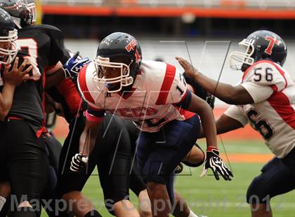 Thumbnail 1 in Tully vs. Institute of Tech (Kickoff Classic) photogallery.