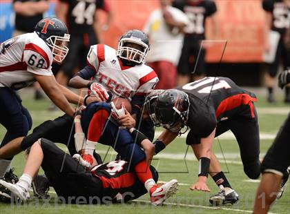 Thumbnail 1 in Tully vs. Institute of Tech (Kickoff Classic) photogallery.