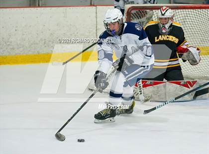Thumbnail 1 in St. John-Vianney vs Manasquan/Point Beach photogallery.