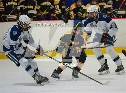 Thumbnail 2 in St. John-Vianney vs Manasquan/Point Beach photogallery.