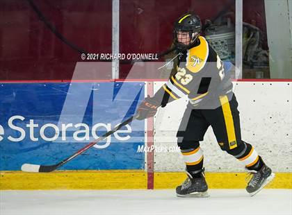 Thumbnail 3 in St. John-Vianney vs Manasquan/Point Beach photogallery.