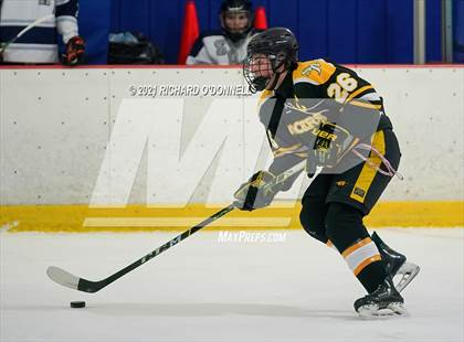 Thumbnail 1 in St. John-Vianney vs Manasquan/Point Beach photogallery.