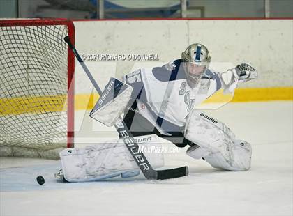 Thumbnail 3 in St. John-Vianney vs Manasquan/Point Beach photogallery.