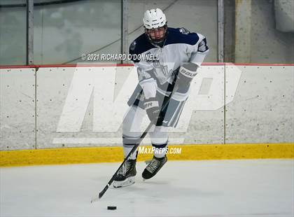 Thumbnail 1 in St. John-Vianney vs Manasquan/Point Beach photogallery.