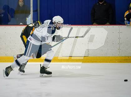 Thumbnail 1 in St. John-Vianney vs Manasquan/Point Beach photogallery.