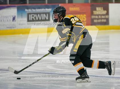 Thumbnail 3 in St. John-Vianney vs Manasquan/Point Beach photogallery.
