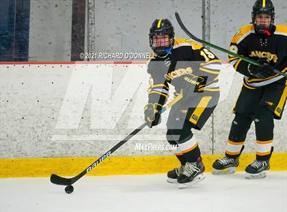 Thumbnail 2 in St. John-Vianney vs Manasquan/Point Beach photogallery.