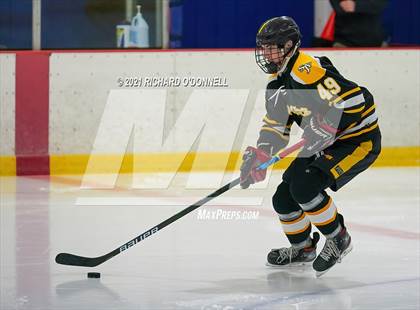 Thumbnail 3 in St. John-Vianney vs Manasquan/Point Beach photogallery.